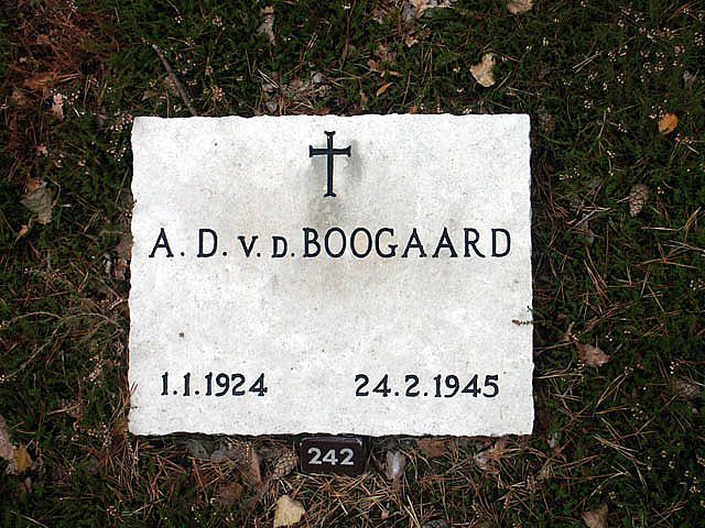boogaard.v.d.a.d.2005.jpg