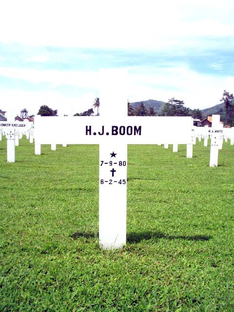boom.h.j.2005(1).jpg