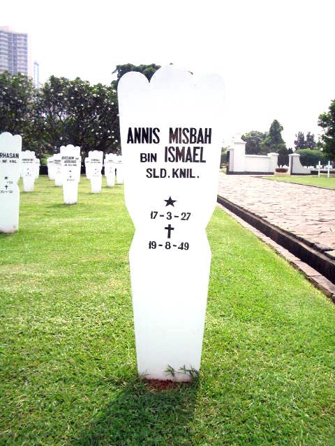 annis misbah bin ismael.2005.jpg