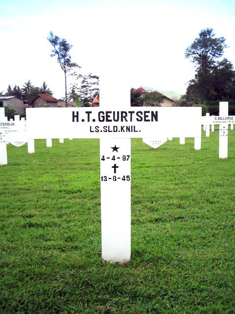 geurtsen.h.t.2005.jpg