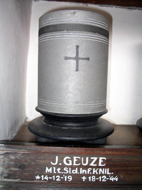 geuze.j.2005.jpg