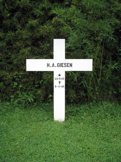 giesen.h.a.2005.jpg
