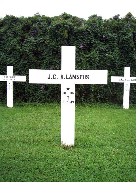 lamsfus.j.c.a.2005.jpg