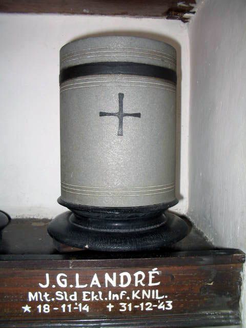 landre.j.g.2005.jpg