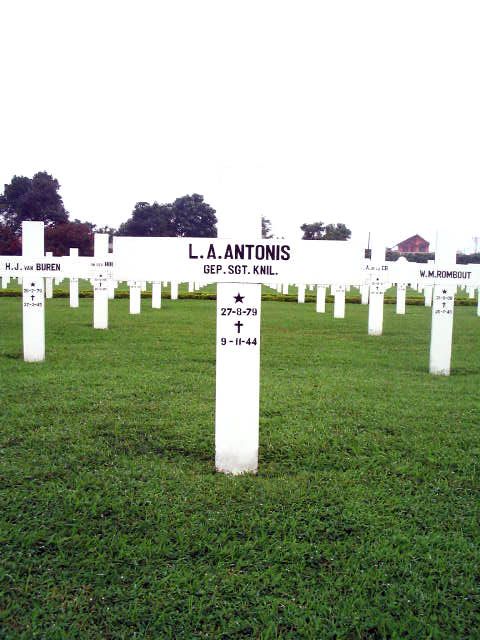 antonis.l.a.2005.jpg