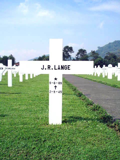 lange.j.r.2005(1).jpg
