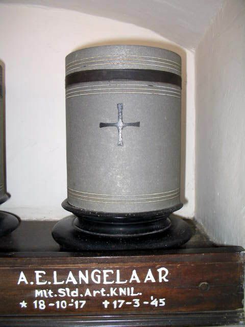 langelaar.a.e.2005.jpg