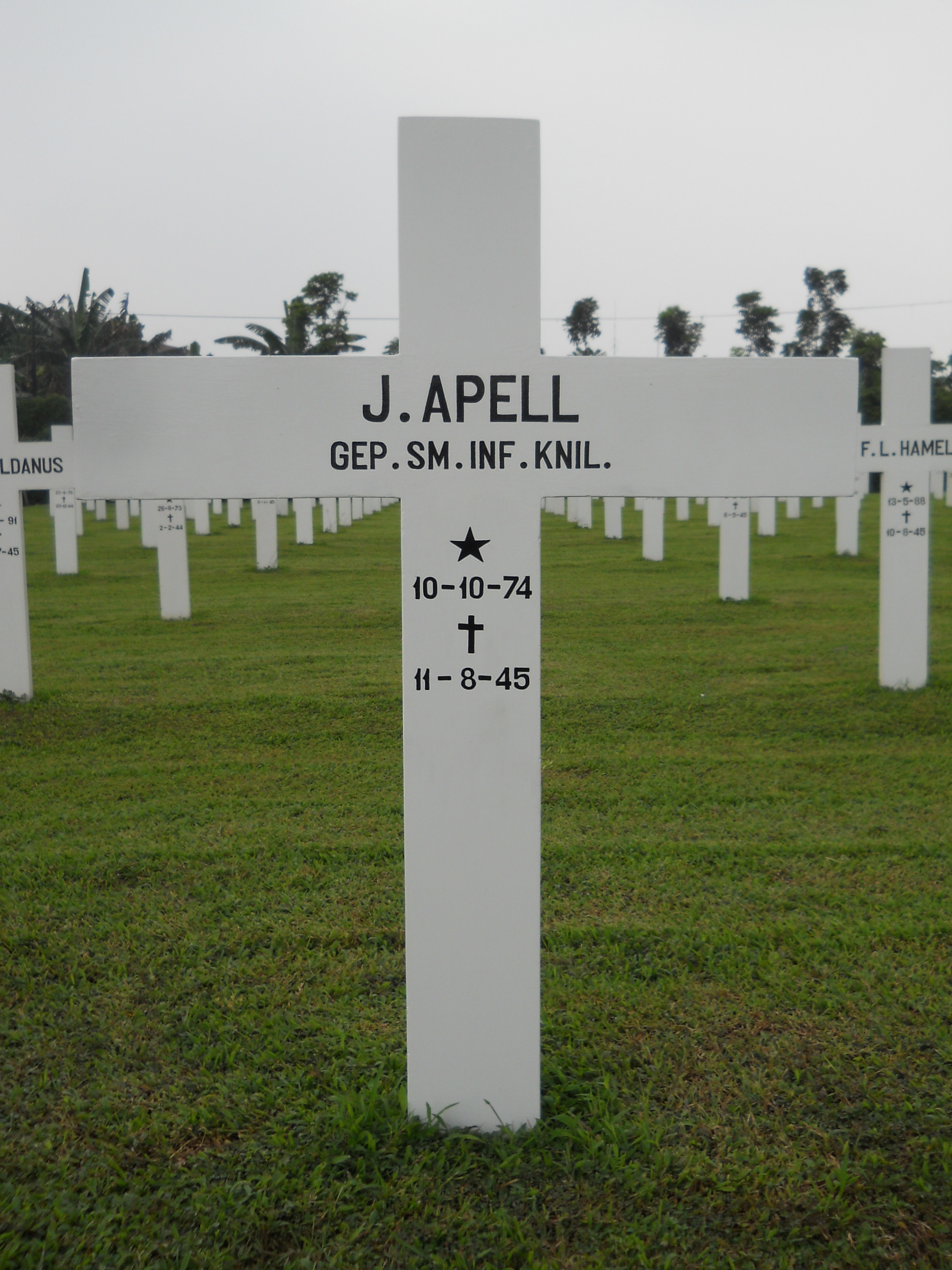J.APELL..JPG