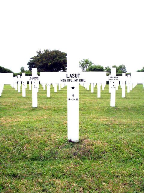 lasut.2005.jpg
