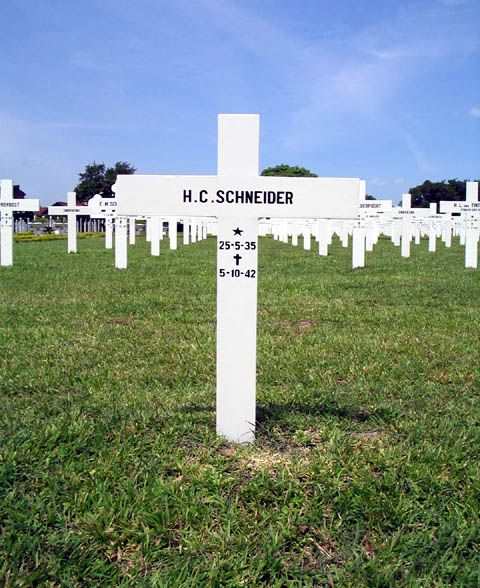schneider.h.c.2005.jpg