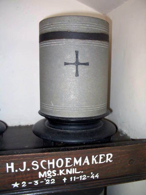 schoemaker.h.j.2005.jpg