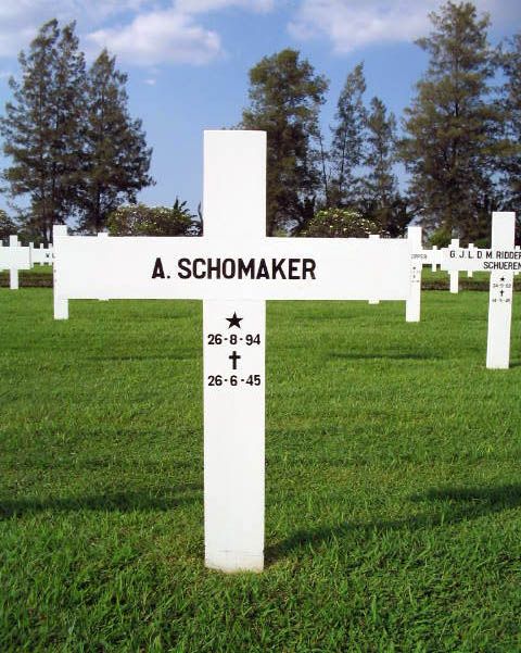 schomaker a.2004.jpg