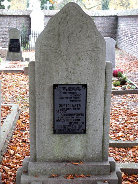 Schoonderbeek.G.2004.jpg
