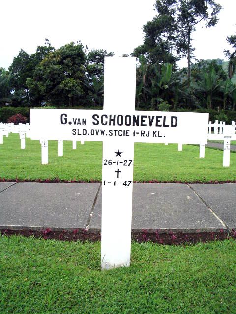 schooneveld.van.g.2005.jpg