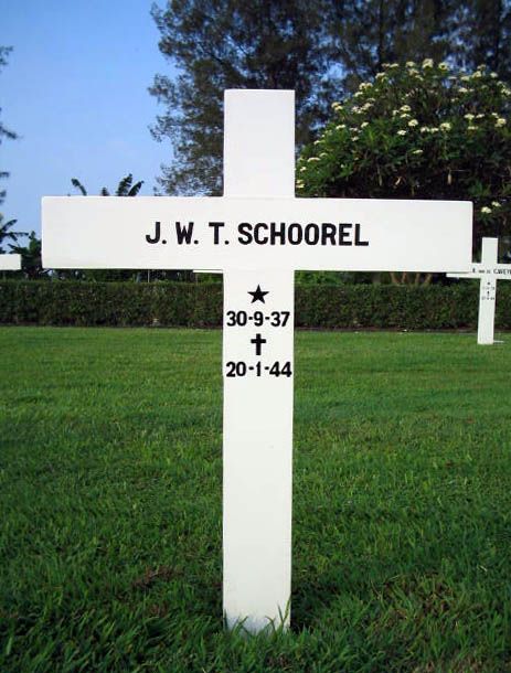 schoorel j.w.t.2004.jpg