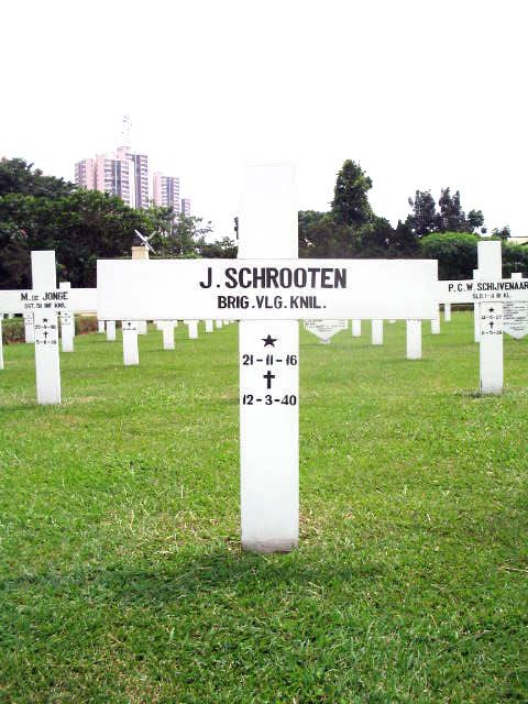 schrooten.j.2005.jpg