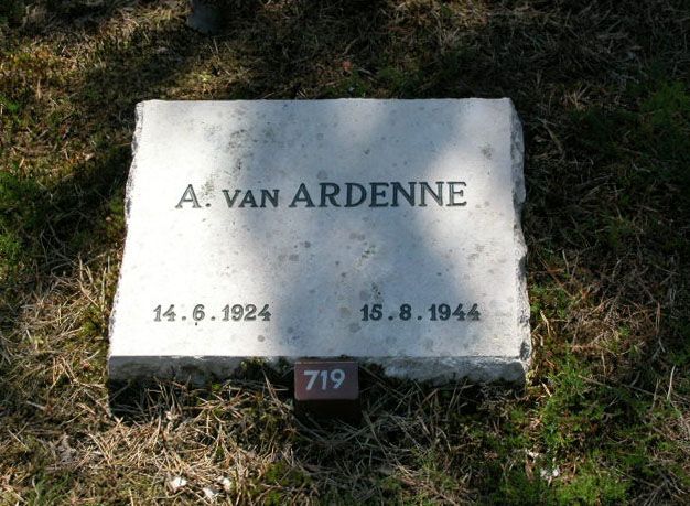 A.van Ardenne.jpg
