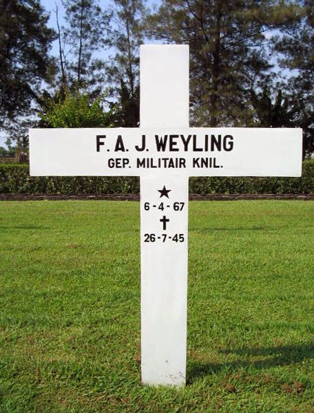 weyling f.a.j.2004.jpg