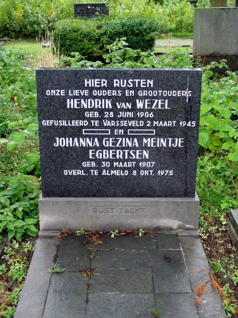 Wezel h.van 2004.jpg