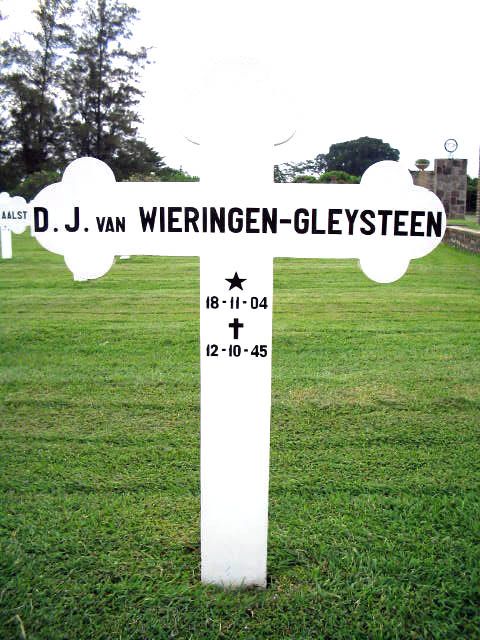 wieringen gleysteen.van.d.j.2004.jpg