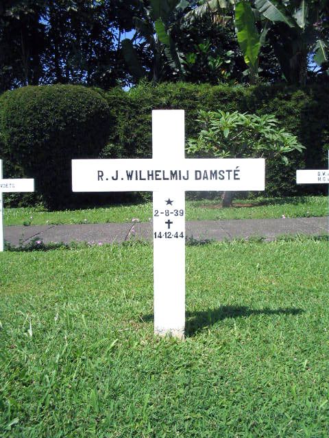 wilhelmij damste.r.j.2005.jpg