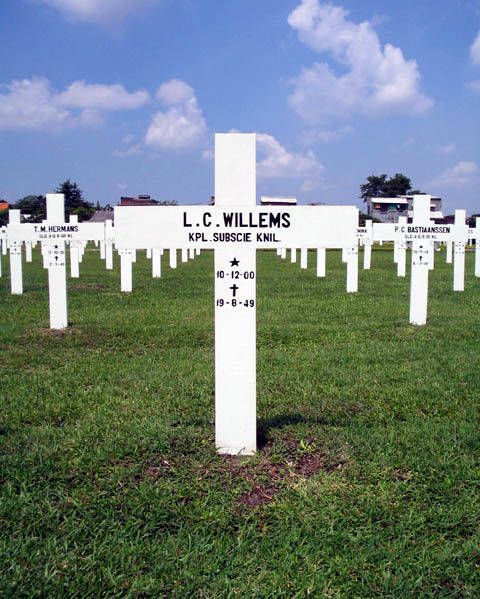 willems.l.c.2005.jpg