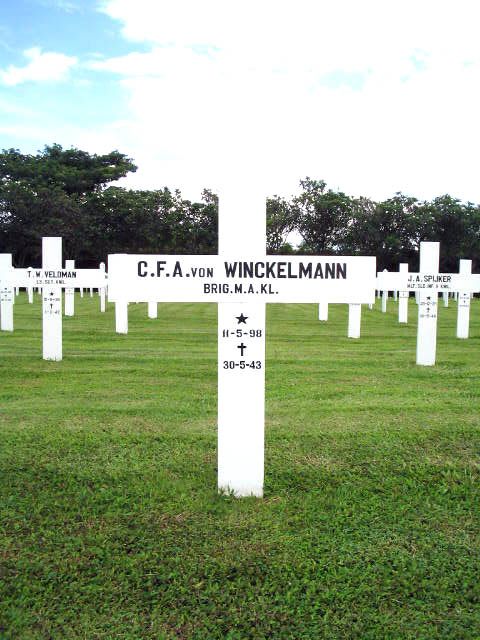 winckelmann.von.c.f.a.2005.jpg