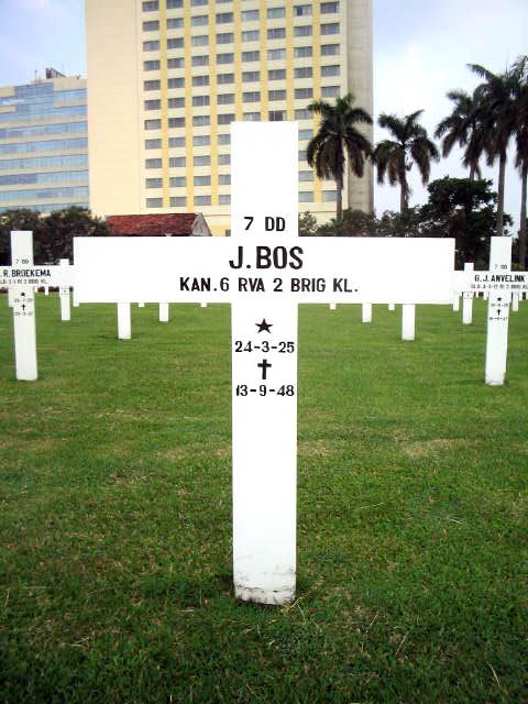 bos.j.2005.jpg