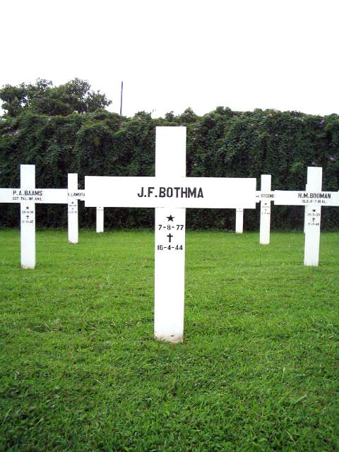 bothma.j.f.2005.jpg