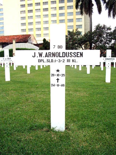 arnoldussen.j.w.2005.jpg
