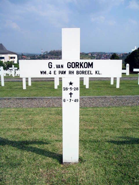 gorkom.van.g.2004.jpg.JPG