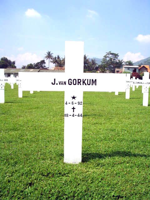 gorkum.van.j.2005.jpg