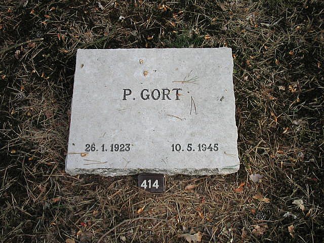051754.jpg