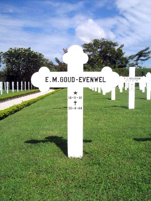 goud.evenwel.e.m.2005.jpg