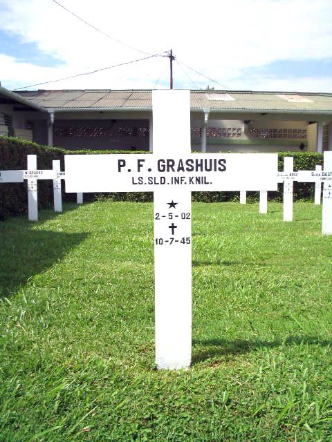 grashuis.p.f.2005.jpg