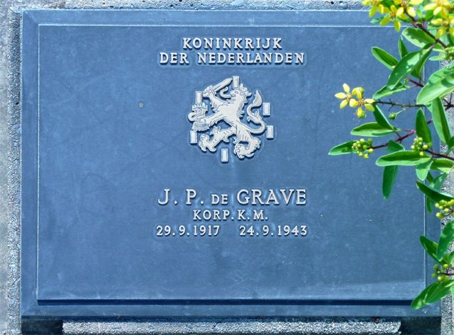 Grave.J.P.de.2008.jpg