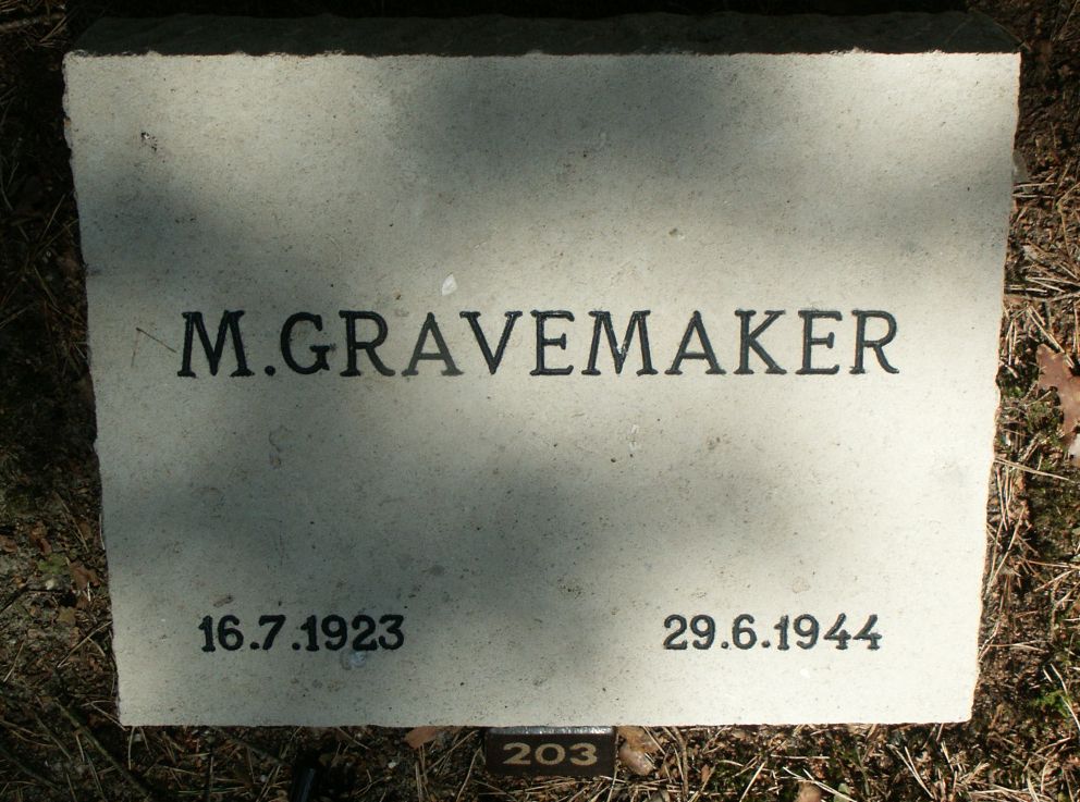 gravemaker.m.jpg