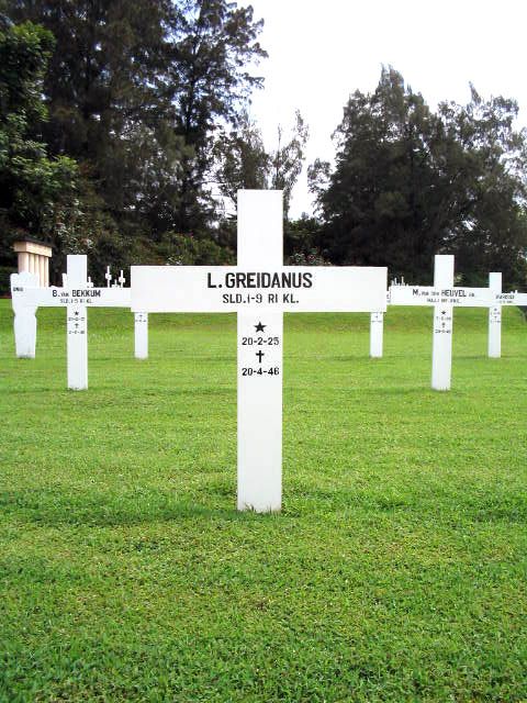 greidanus.l.2005.jpg