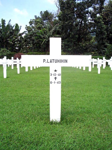 latuhihin.p.2005.jpg