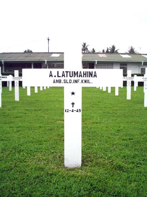 latumahina.a.2005.jpg