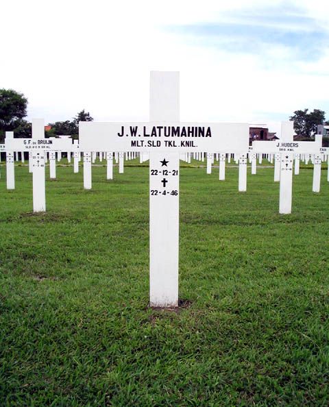 latumahina.j.w.2005.jpg