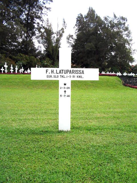 latuparissa.f.h.2005.jpg
