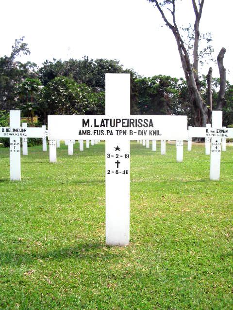 latupeirissa.m.2005.jpg
